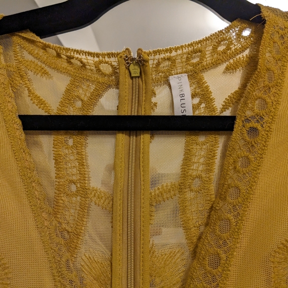 NWOT Pinkblush maternity dress - Picture 4 of 4